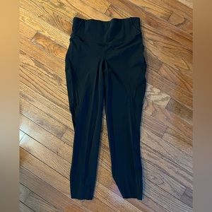 Lululemon Base Pace 23”, Size 6